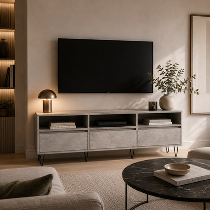 Meuble TV moderne gris avec rangement dans salon design aux tons naturels