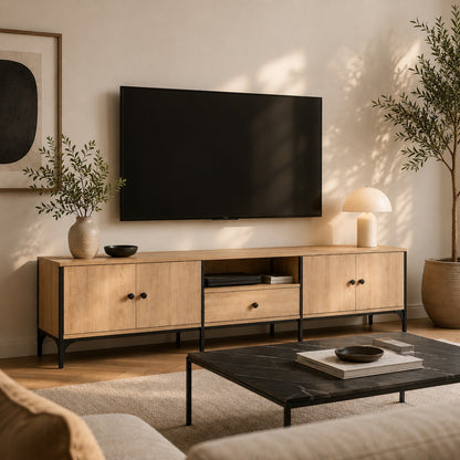 Meuble TV en bois avec rangement chêne sonoma dans un intérieur lumineux et contemporain