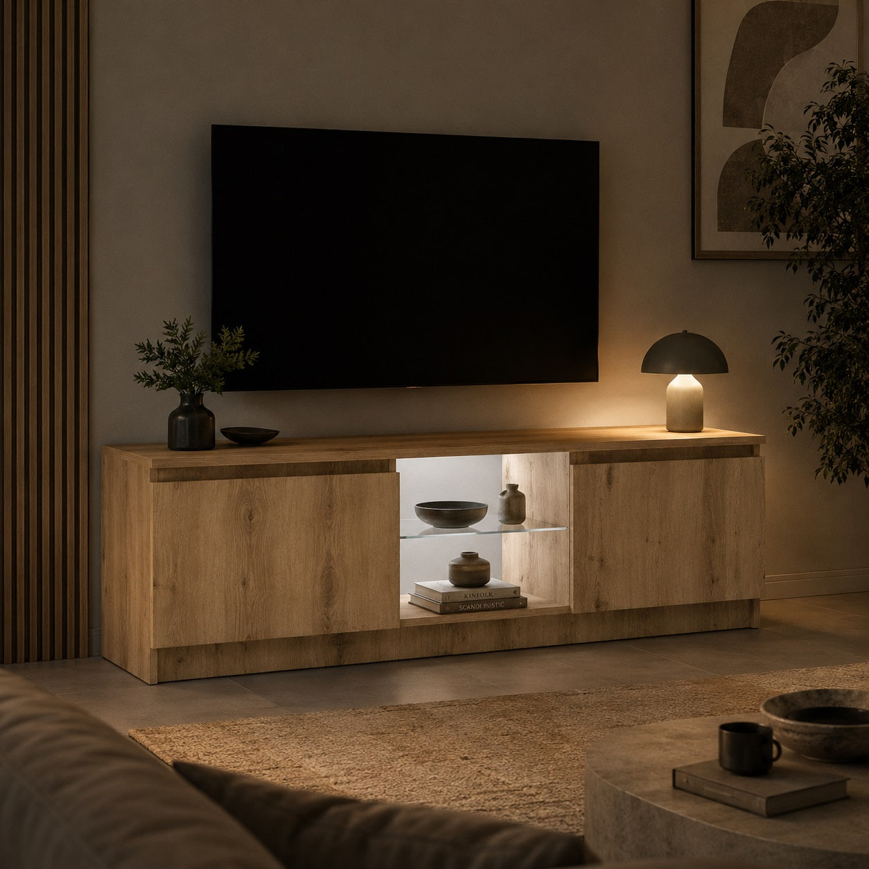 Meuble tv en bois avec rangement intégré et éclairage LED dans un salon moderne et chaleureux