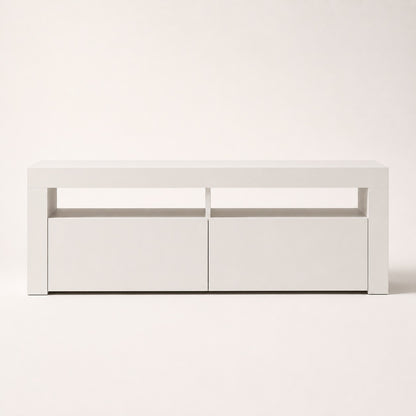 Meuble TV moderne blanc vue de face, design épuré avec espaces ouverts pour équipements multimédia