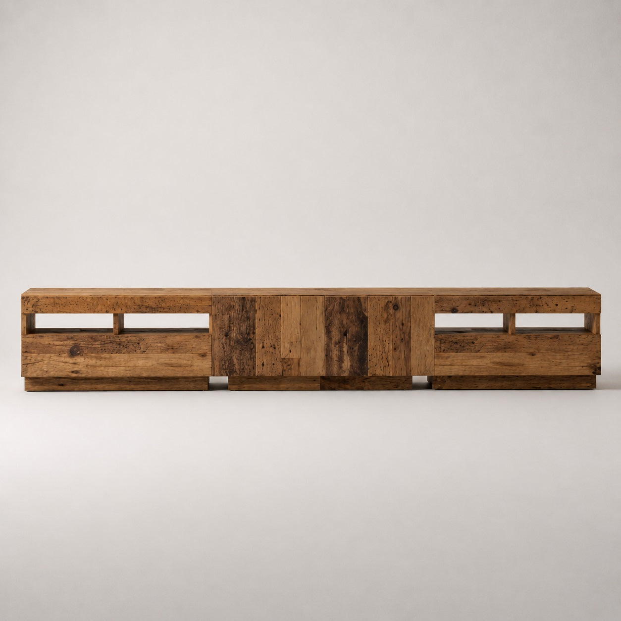 Meuble TV en bois recyclé avec led, façade authentique et rangements spacieux pour grand écran