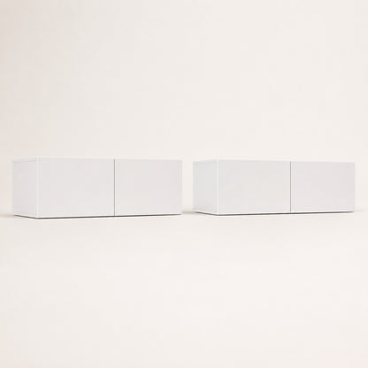 Modules de rangement du meuble TV suspendus moderne blanc au design minimaliste et fonctionnel