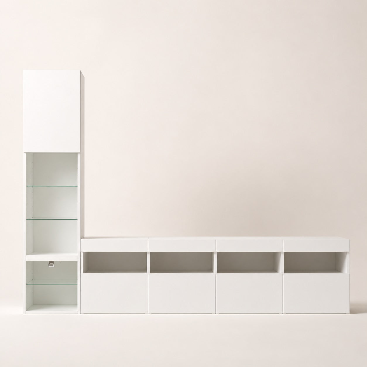 Meuble TV suspendu blanc avec rangements fermés et étagères en verre pour salon moderne