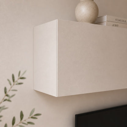 Meuble tv suspendus blanc mural avec rangements fermés et décoration moderne raffinée
