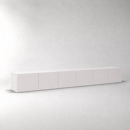 Grand meuble tv suspendus blanc avec rangements spacieux et design moderne minimaliste