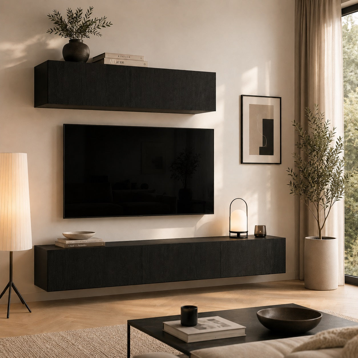 Meuble tv suspendus noir dans salon moderne avec rangement mural et design contemporain épuré