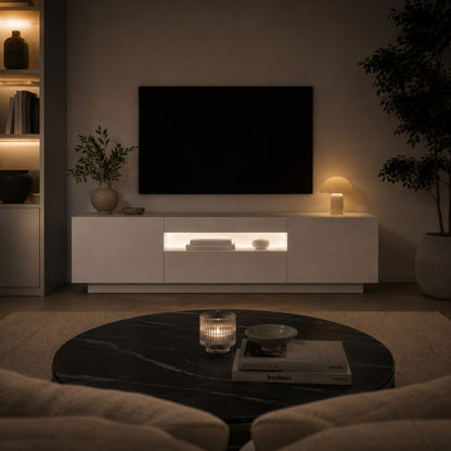 Meuble TV moderne avec rangement et LED intégrée dans salon contemporain au style minimaliste chic.
